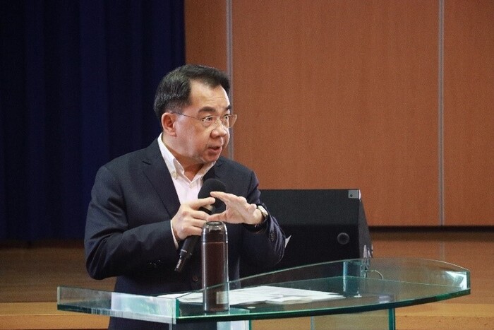 校長勉勵同學