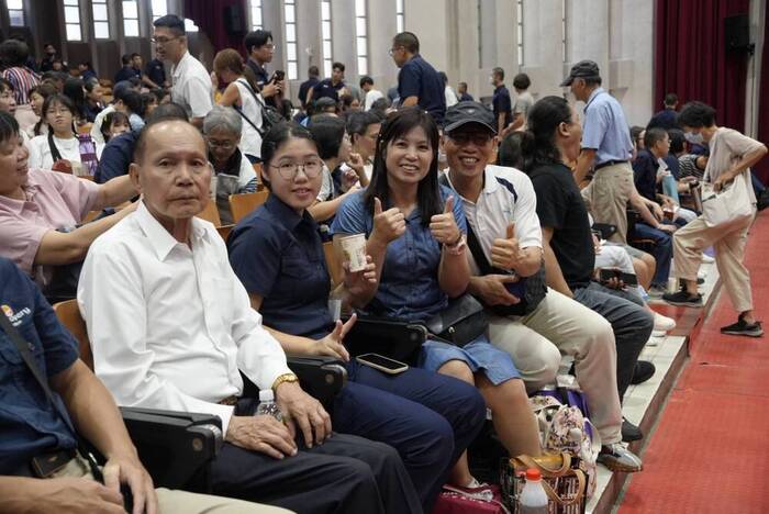 新生與家長相見歡