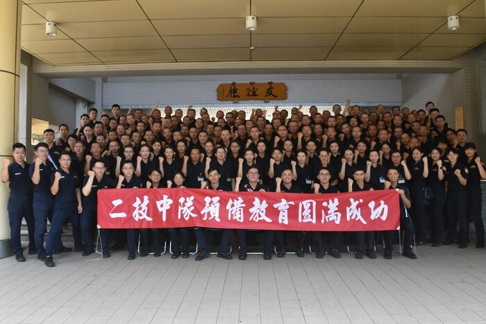 學士班二年制92期2隊通過預備教育成果驗收