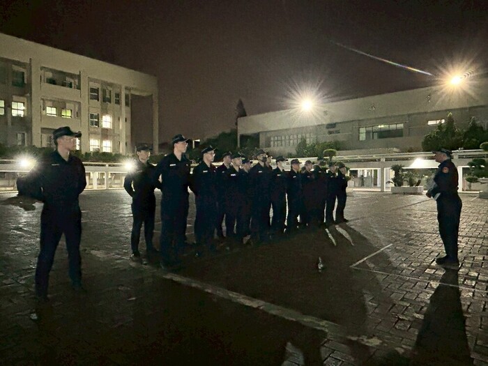隊伍調度口令與指揮要領(實習訓導及實習中隊長)